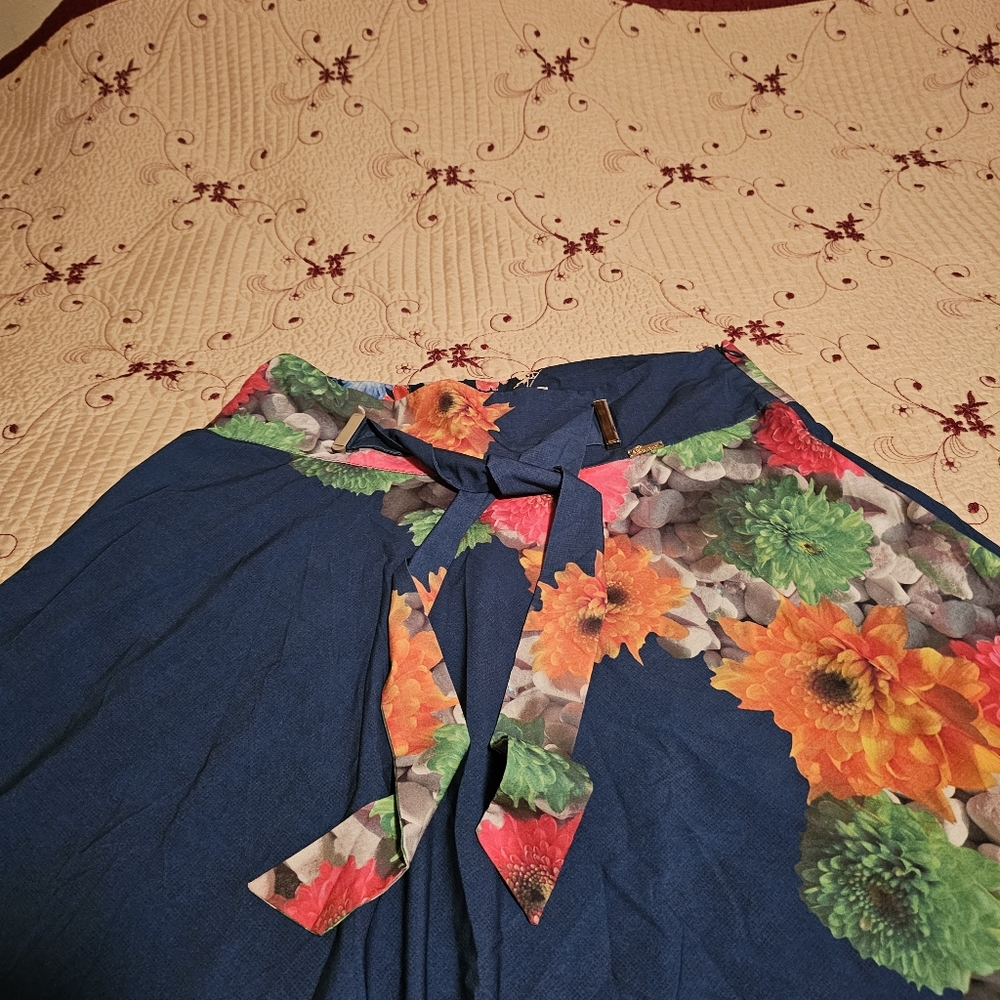 FEVROJ Flare Midi Skirt Floral Print Blue Flowy Tie Belt Women's  Large - Picture 13 of 16